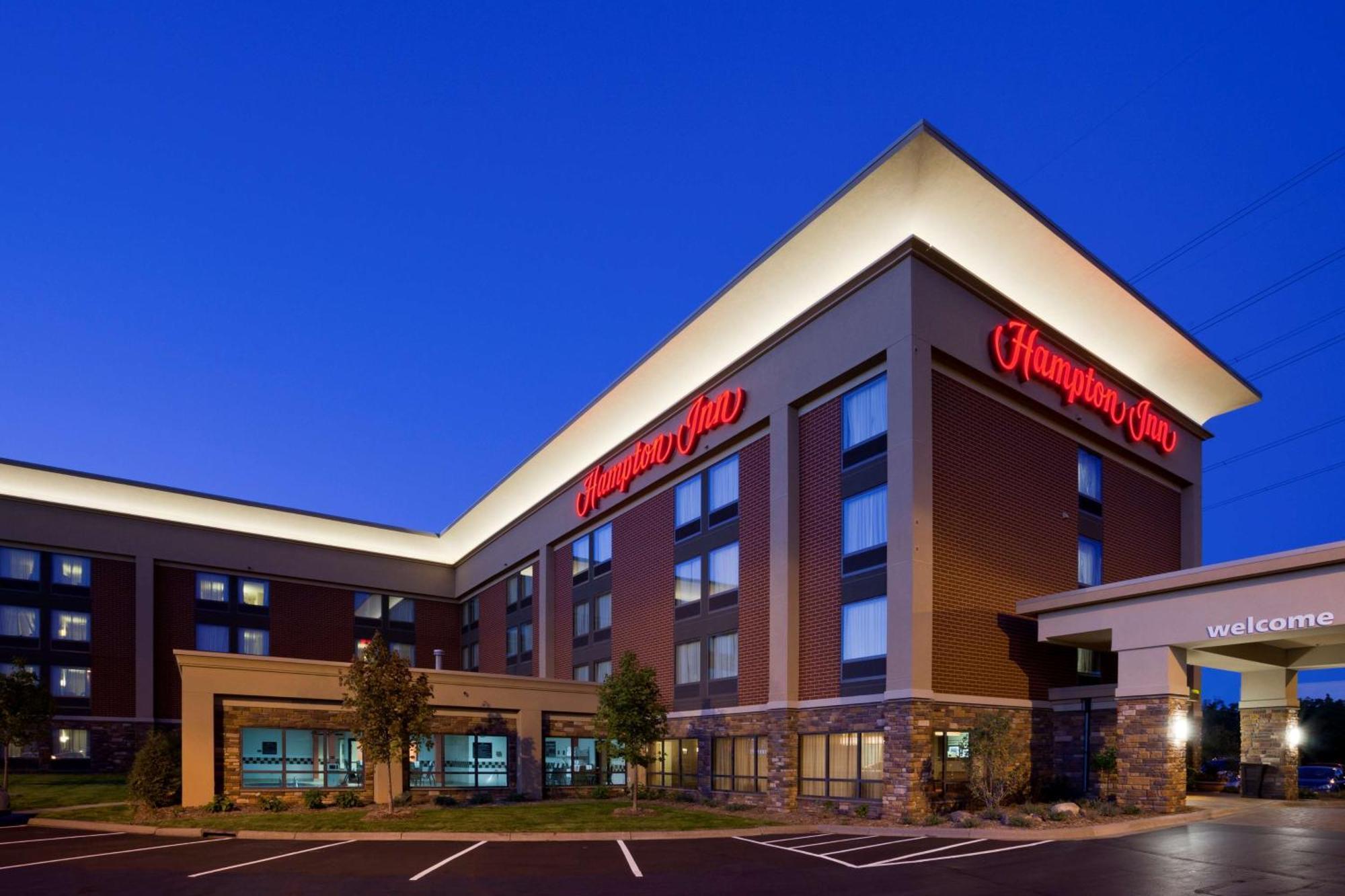 Hampton Minneapolis Northwest