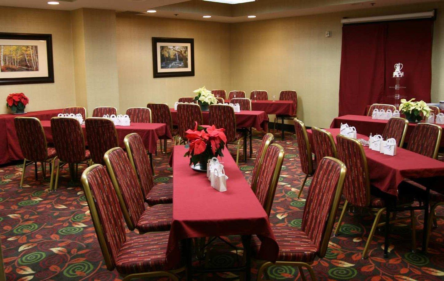 Hotel Hampton Minneapolis Northwest 3*