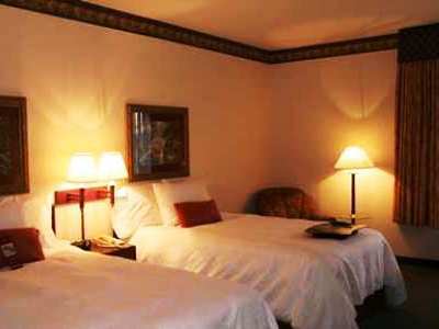 Hampton Minneapolis Northwest Hotel 3*